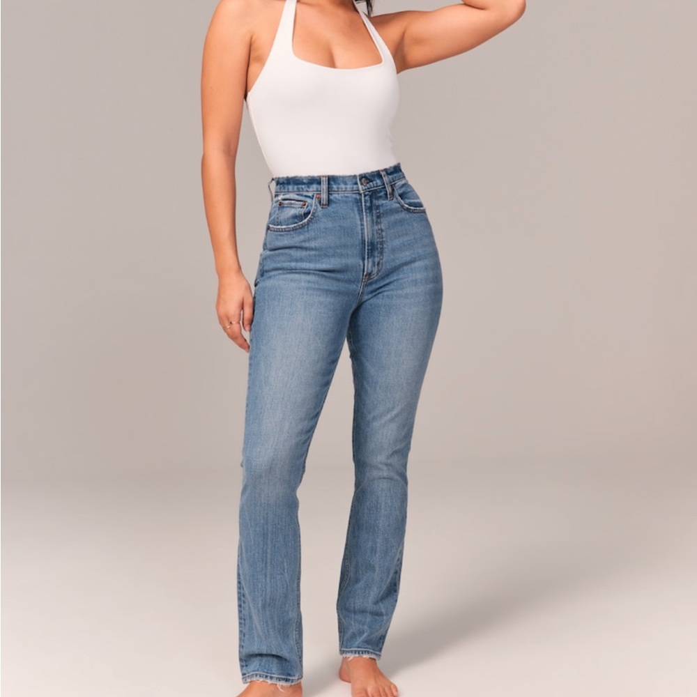 Abercrombie Curve love ultra high rise 90s slim straight jean size 27